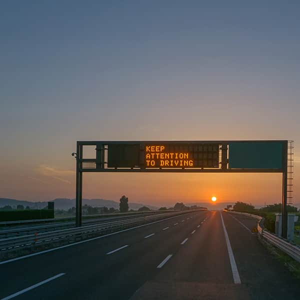 Car Accident Fatality Signs Make Drivers Safer